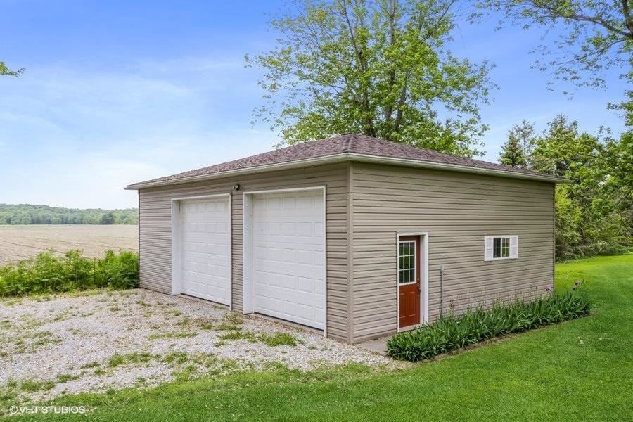 1727 Black Diamond Road Southwest Oxford, IA 52322 - Photo 25 of 31 Gallery Image 25