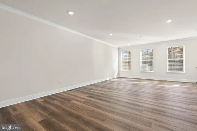 $3,495 | 518 Downswing Road, Baltimore, MD 21208