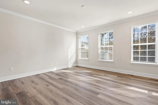 $3,495 | 518 Downswing Road, Baltimore, MD 21208