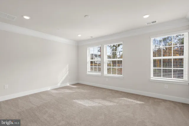 $3,495 | 518 Downswing Road, Baltimore, MD 21208