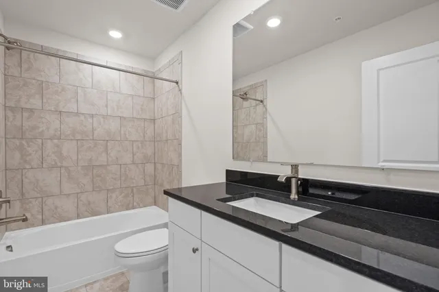 $3,495 | 518 Downswing Road, Baltimore, MD 21208