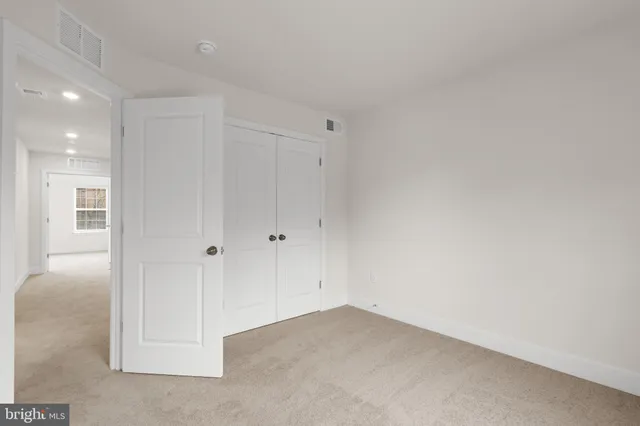 $3,495 | 518 Downswing Road, Baltimore, MD 21208