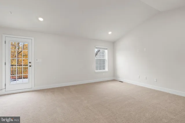 $3,495 | 518 Downswing Road, Baltimore, MD 21208