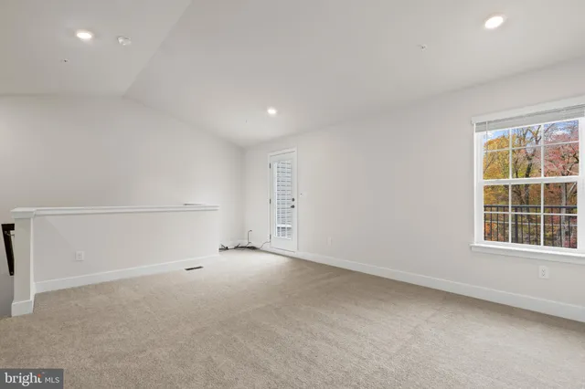 $3,495 | 518 Downswing Road, Baltimore, MD 21208