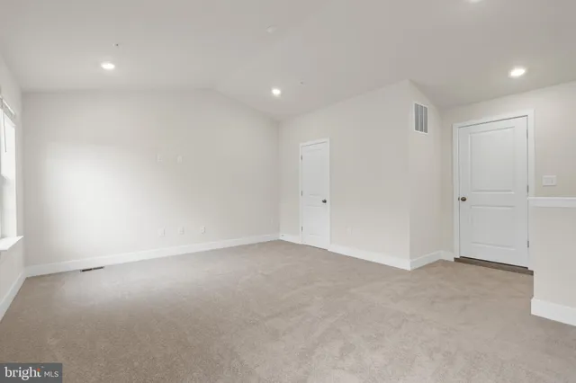 $3,495 | 518 Downswing Road, Baltimore, MD 21208