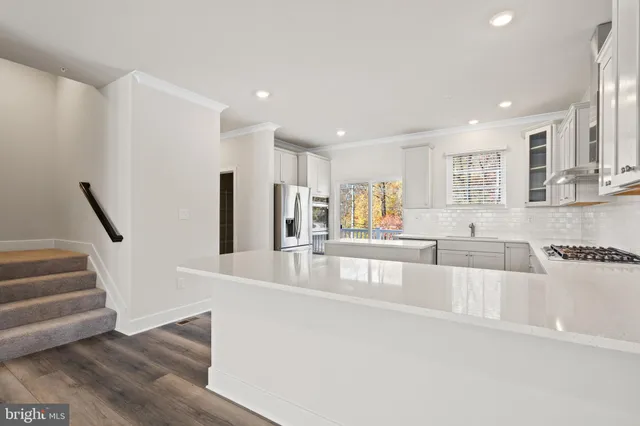 $3,495 | 518 Downswing Road, Baltimore, MD 21208