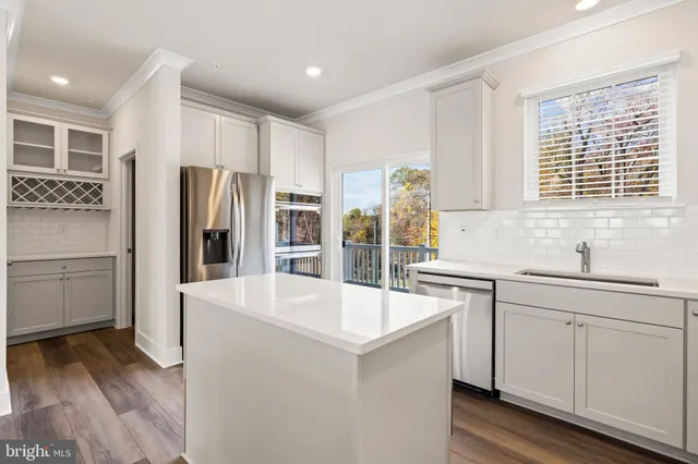 $3,495 | 518 Downswing Road, Baltimore, MD 21208