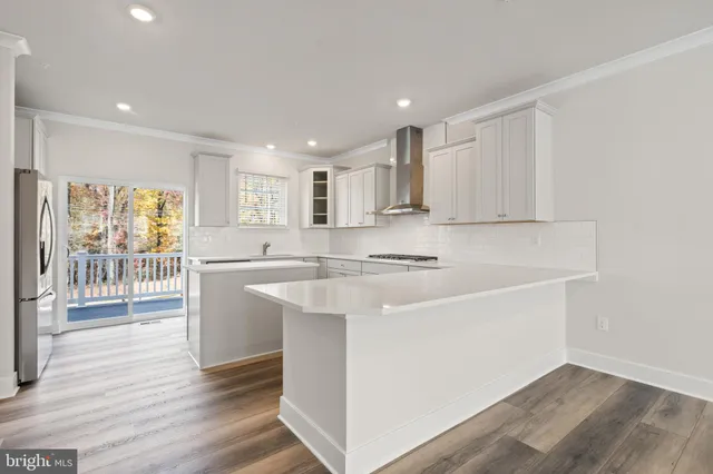 $3,495 | 518 Downswing Road, Baltimore, MD 21208