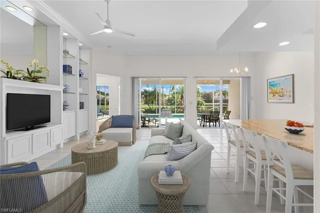 $895,000 | 3128 Dominica Way, Naples, FL 34119