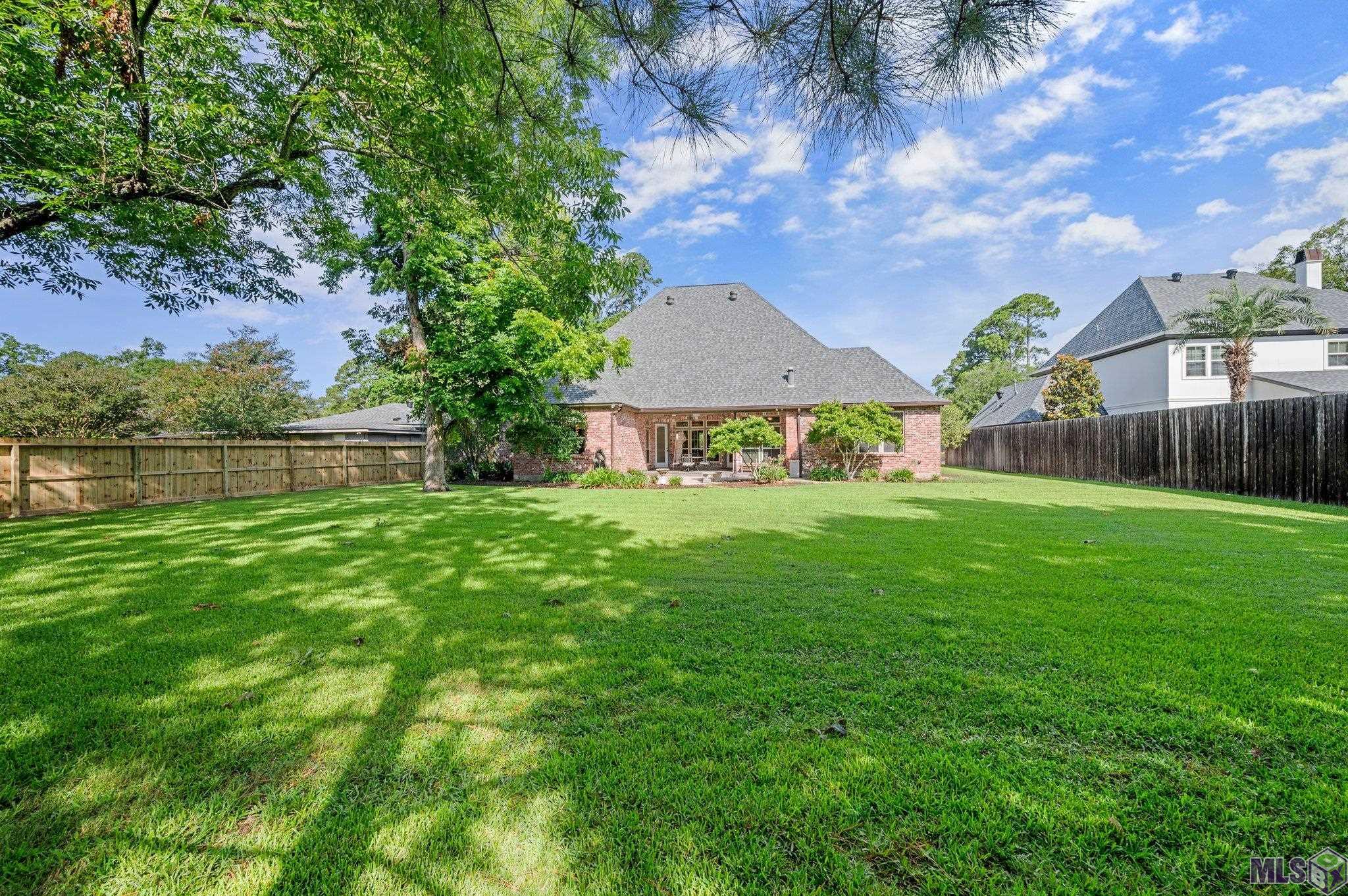 4509 Bluebonnet Road Baton Rouge, LA 70809 - Photo 40 of 44 Large Yard