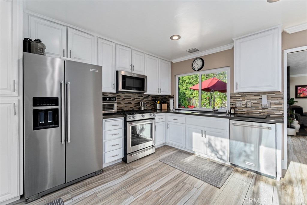 25891 Tree Top Road Laguna Hills, CA 92653 - Photo 9 of 55
