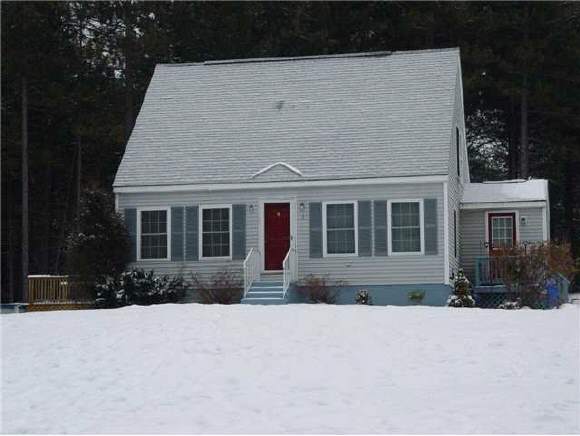 3 James Henry Road Barrington, NH 03825 - Photo 1 of 5
