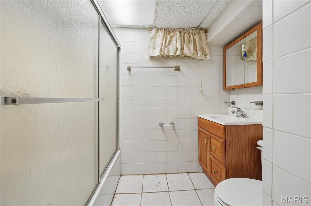 9299 Lucas And Hunt Road St. Louis, MO 63136 - Photo 12 of 19