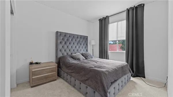 $949,900 | 11755 Fenton Avenue, Sylmar, CA 91342