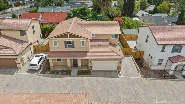 $949,900 | 11755 Fenton Avenue, Sylmar, CA 91342