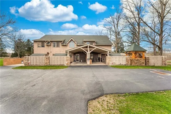 $699,999 | 13111 Pa-618, Conneaut Lake, PA 16316