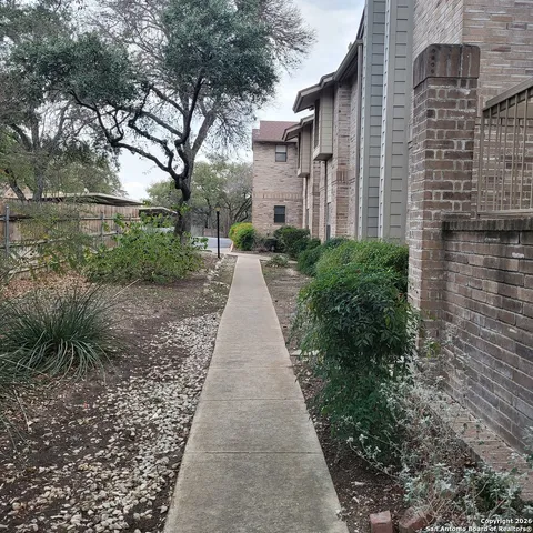 $177,000 | 12446 Starcrest Drive, Unit 309, San Antonio, TX 78216