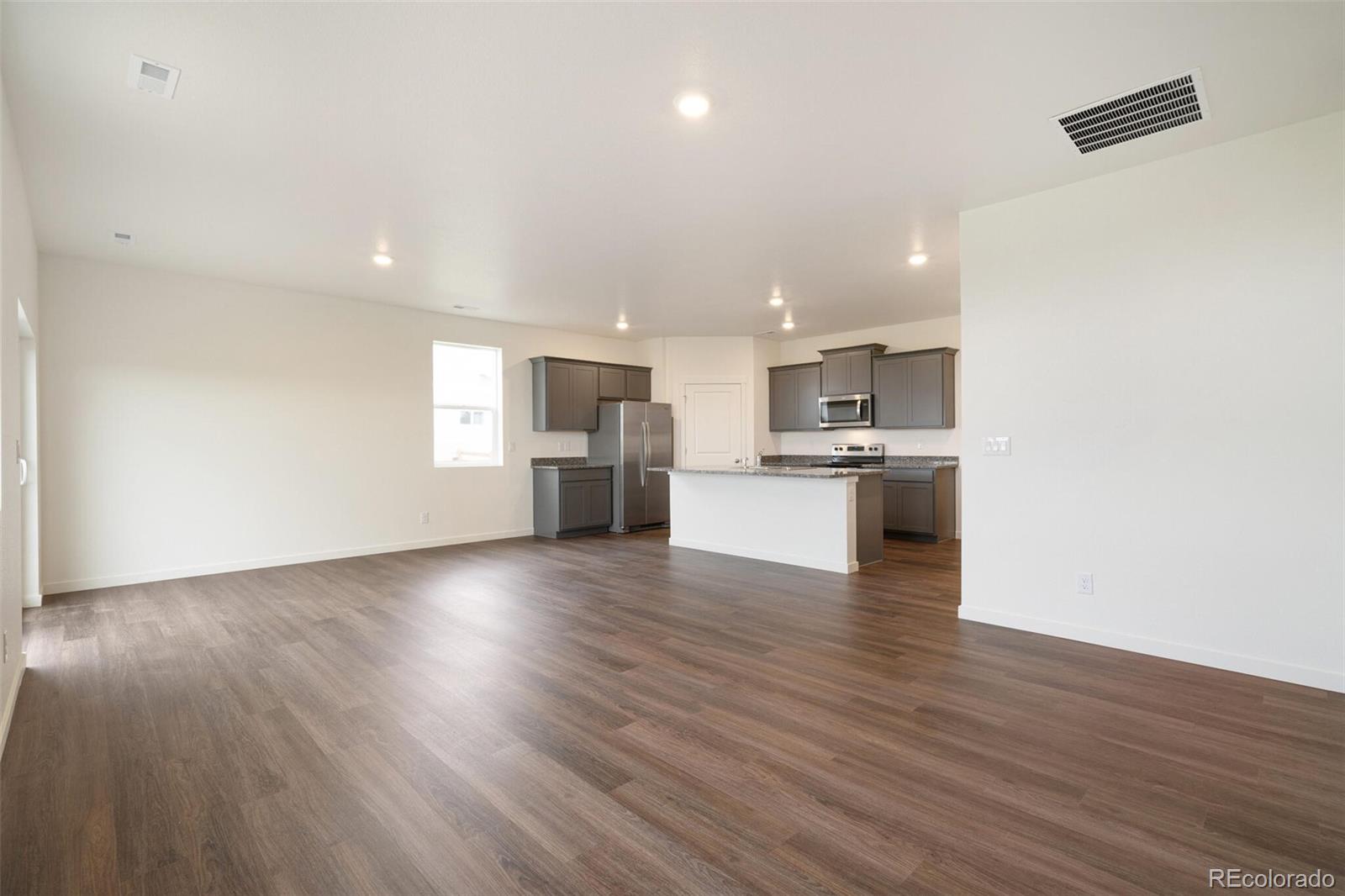 4769 Lynxes Way Johnstown, CO 80534 - Photo 17 of 27