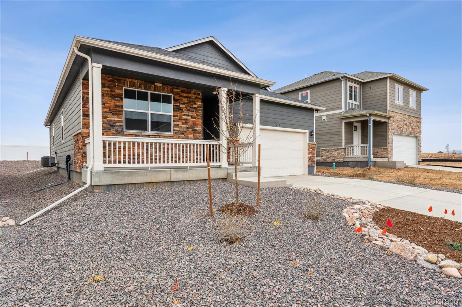 4769 Lynxes Way Johnstown, CO 80534 - Photo 2 of 27