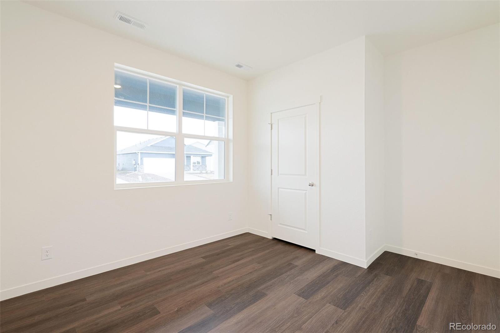 4769 Lynxes Way Johnstown, CO 80534 - Photo 23 of 27