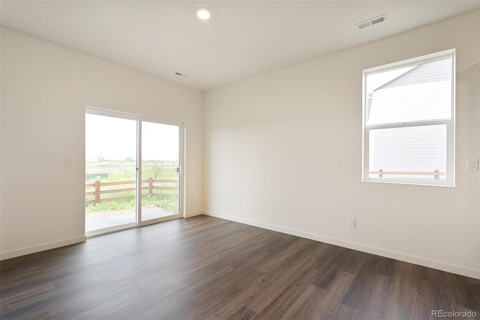 4769 Lynxes Way Johnstown, CO 80534 - Photo 9 of 27