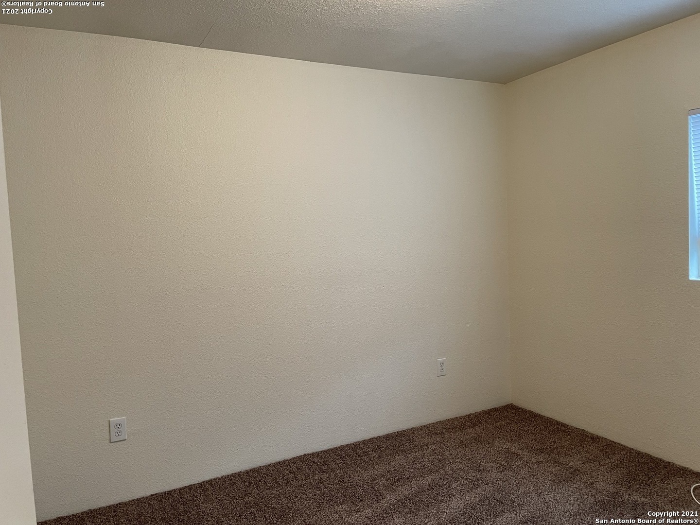 11249 Terra Loop Road San Antonio, TX 78233 - Photo 8 of 12