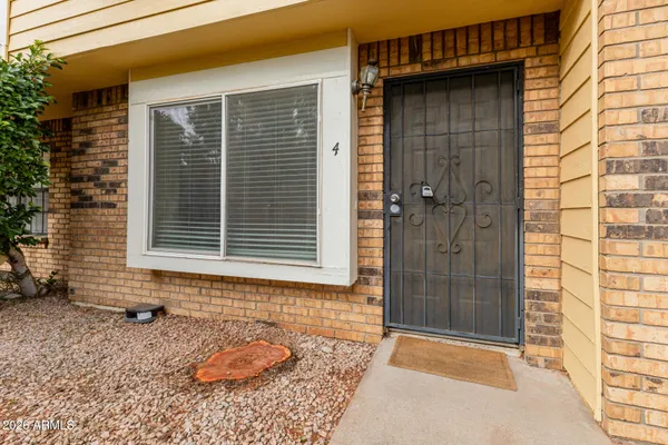 $322,000 | 4843 East Corral Road, Unit 4, Phoenix, AZ 85044