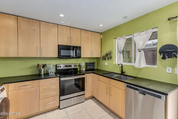 $322,000 | 4843 East Corral Road, Unit 4, Phoenix, AZ 85044