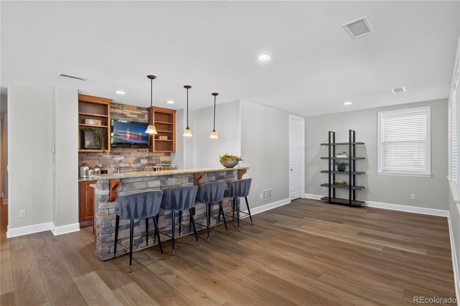 255 Maplehurst Point Highlands Ranch, CO 80126 - Photo 36 of 50 Gallery Image 36