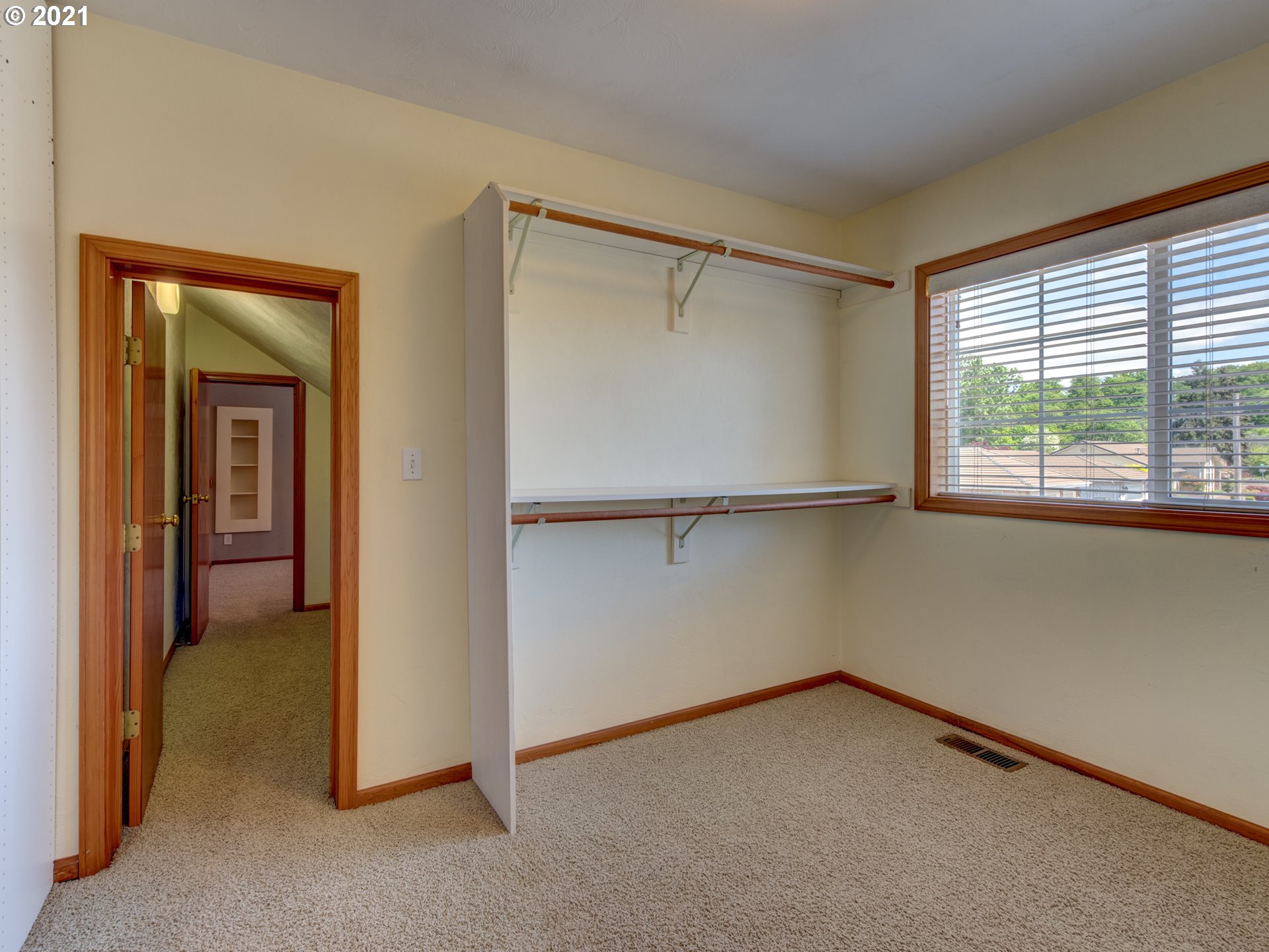 856 Raintree Way Springfield, OR 97477 - Photo 21 of 32