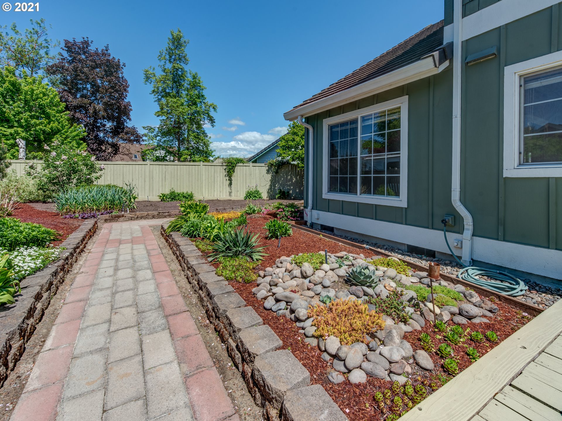 856 Raintree Way Springfield, OR 97477 - Photo 28 of 32