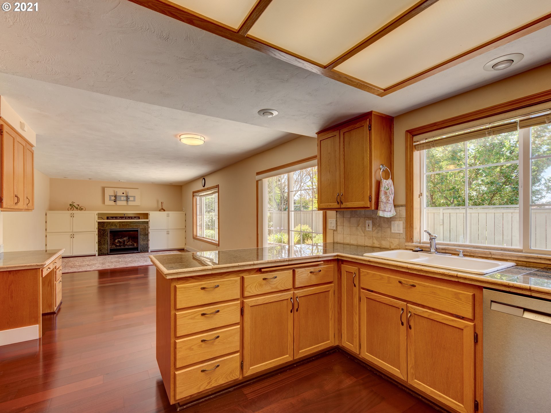 856 Raintree Way Springfield, OR 97477 - Photo 10 of 32