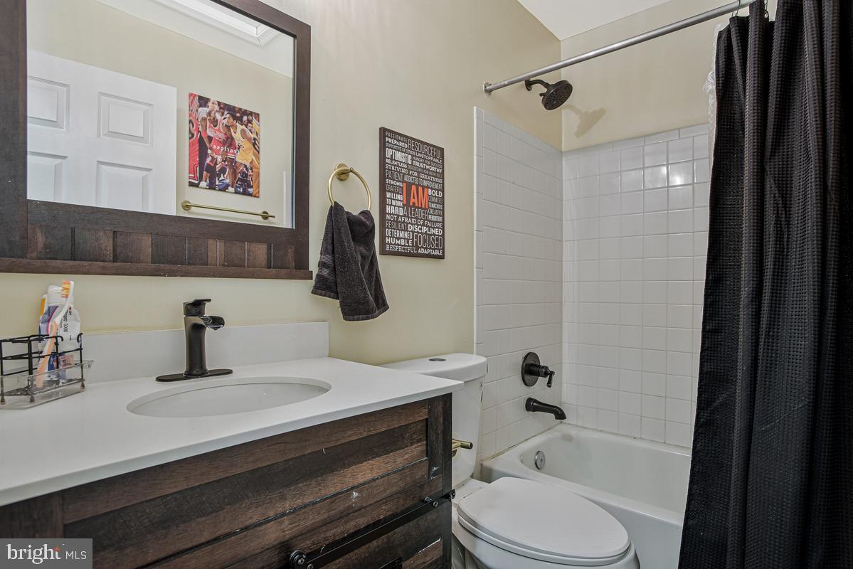 2134 Racquet Place Waldorf, MD 20601 - Photo 22 of 38 Bathroom
