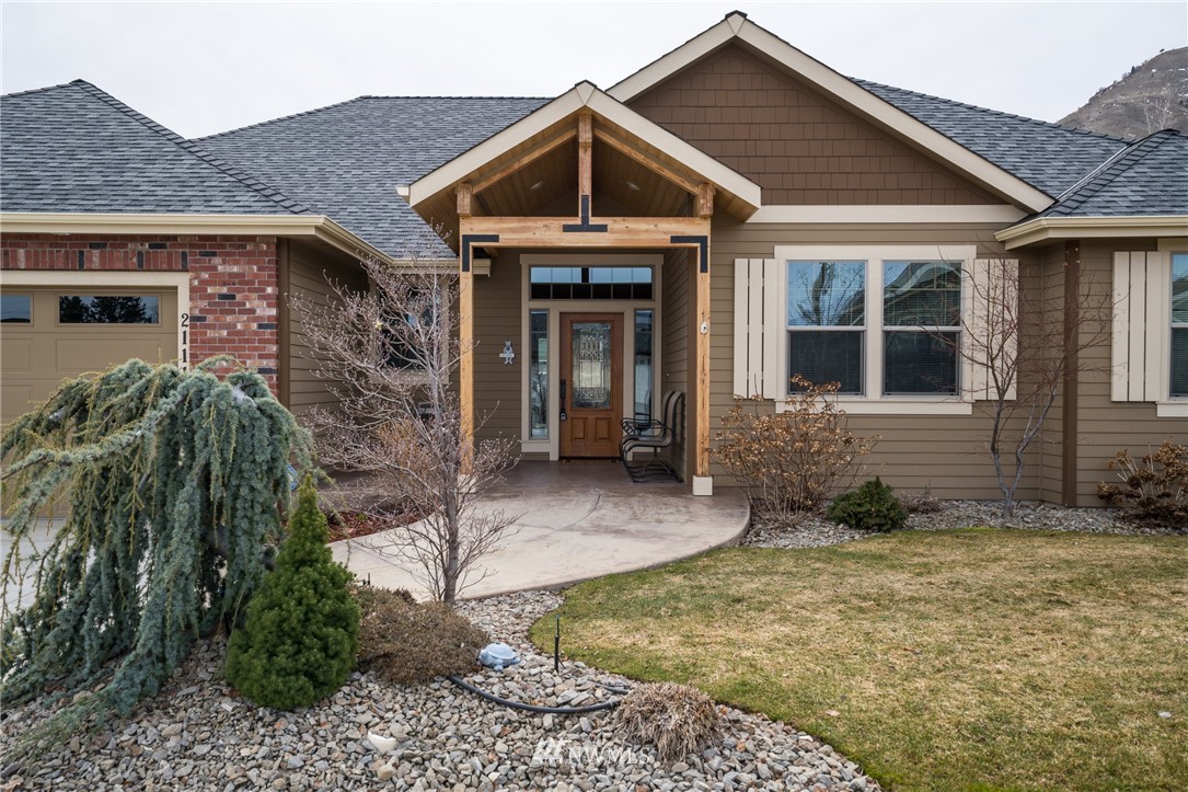 2111 Sage Grouse Road Wenatchee, WA 98801 - Photo 3 of 25