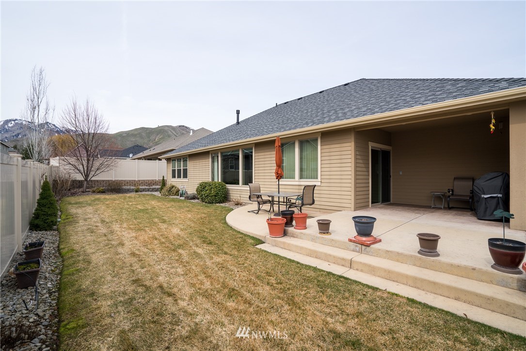 2111 Sage Grouse Road Wenatchee, WA 98801 - Photo 6 of 25