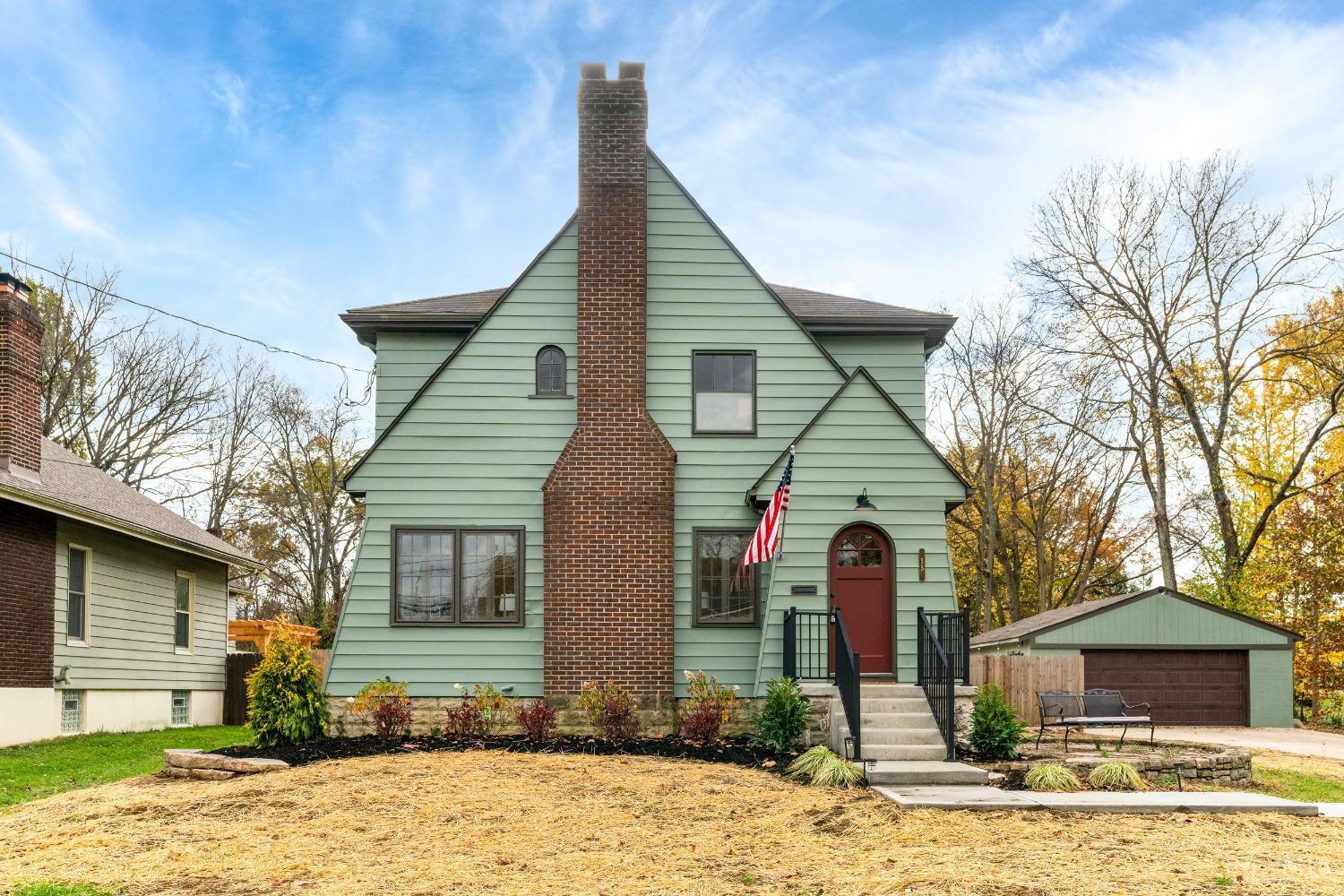 55 West Sharon Road Cincinnati, OH 45246 - Photo 1 of 43