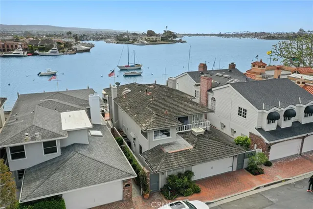 an aerial view of a house with a outdoor space