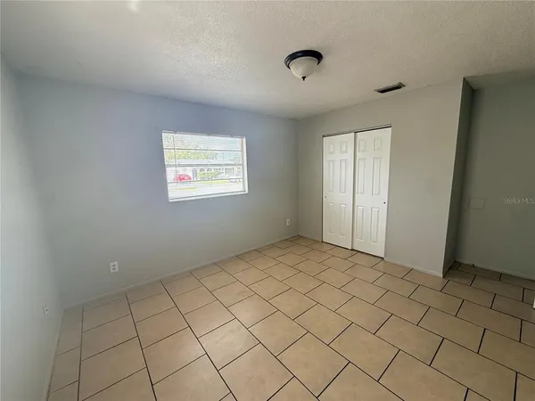 $1,700 | 614 South Larry Drive, Deland, FL 32724