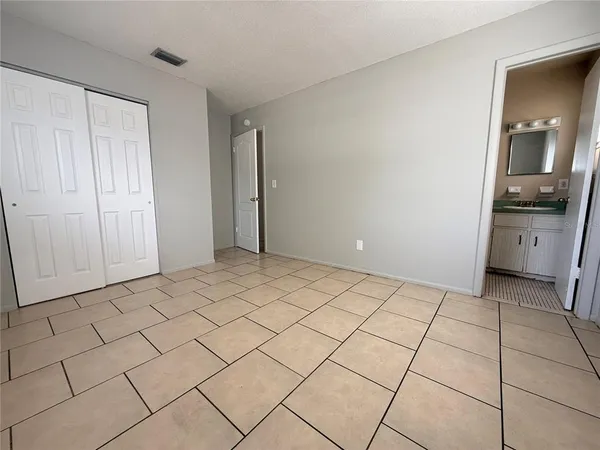 $1,700 | 614 South Larry Drive, Deland, FL 32724