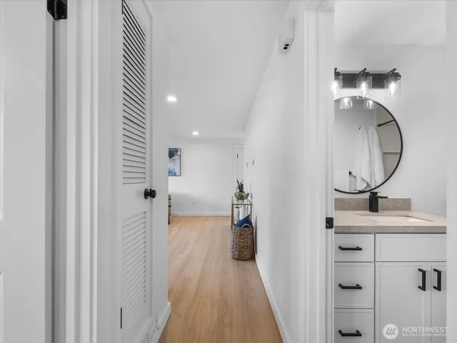 $750,000 | 5706 225th Street Southwest, Mountlake Terrace, WA 98043