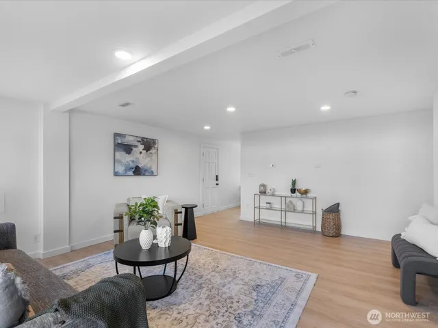 $750,000 | 5706 225th Street Southwest, Mountlake Terrace, WA 98043