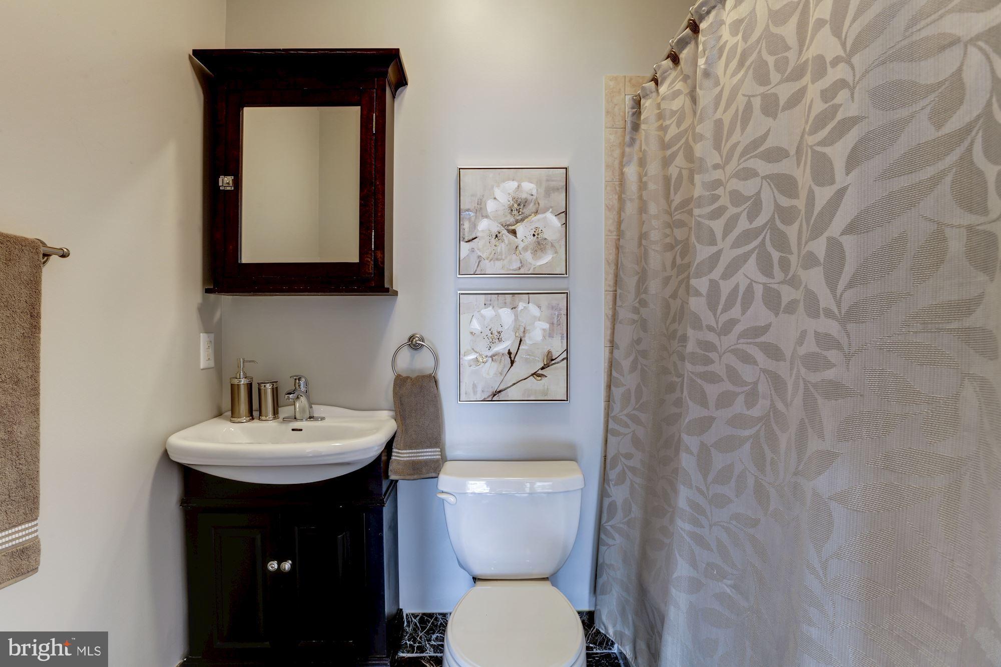 809 7th Street Northeast Washington, DC 20002 - Photo 20 of 33