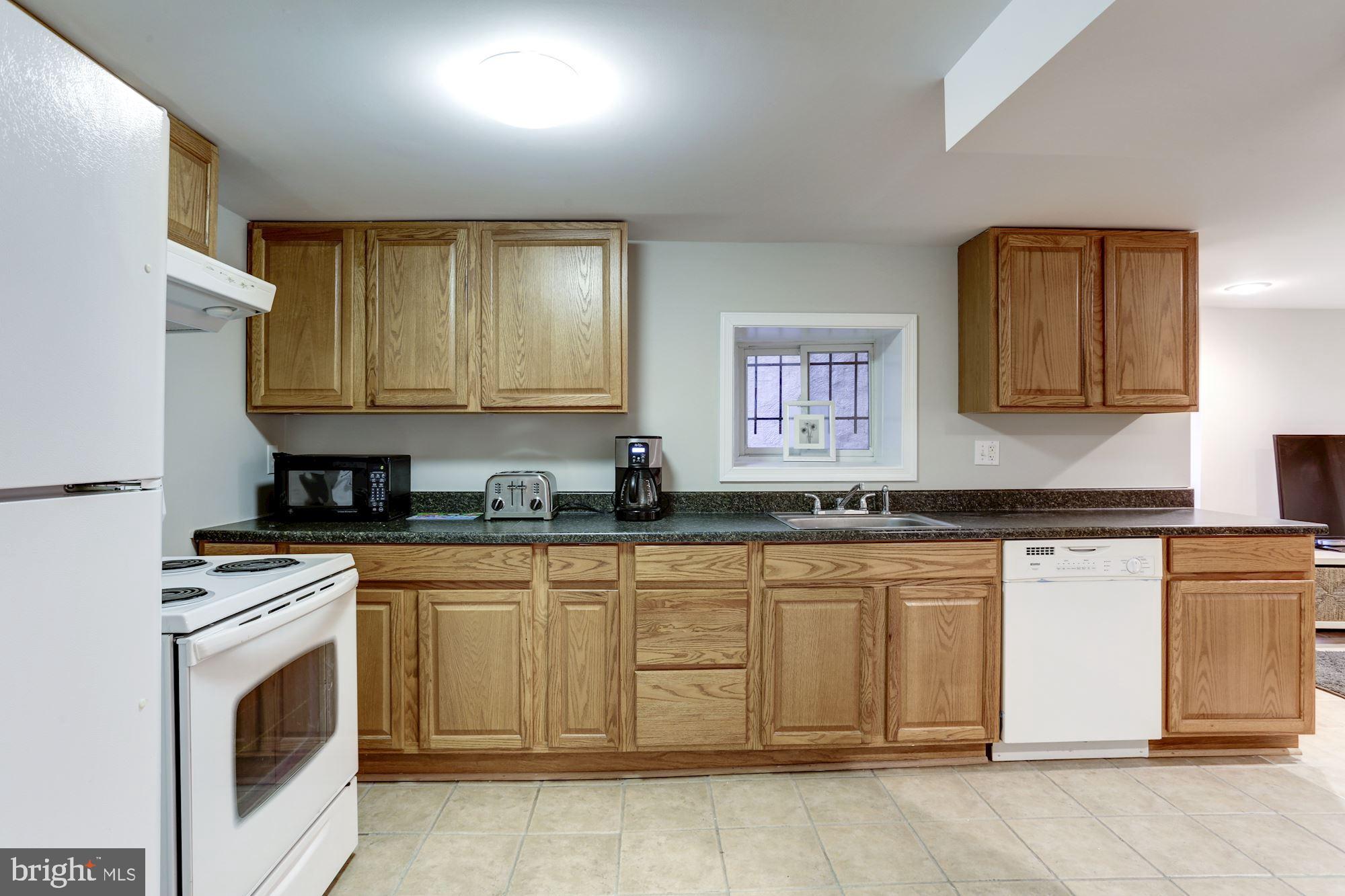 809 7th Street Northeast Washington, DC 20002 - Photo 27 of 33