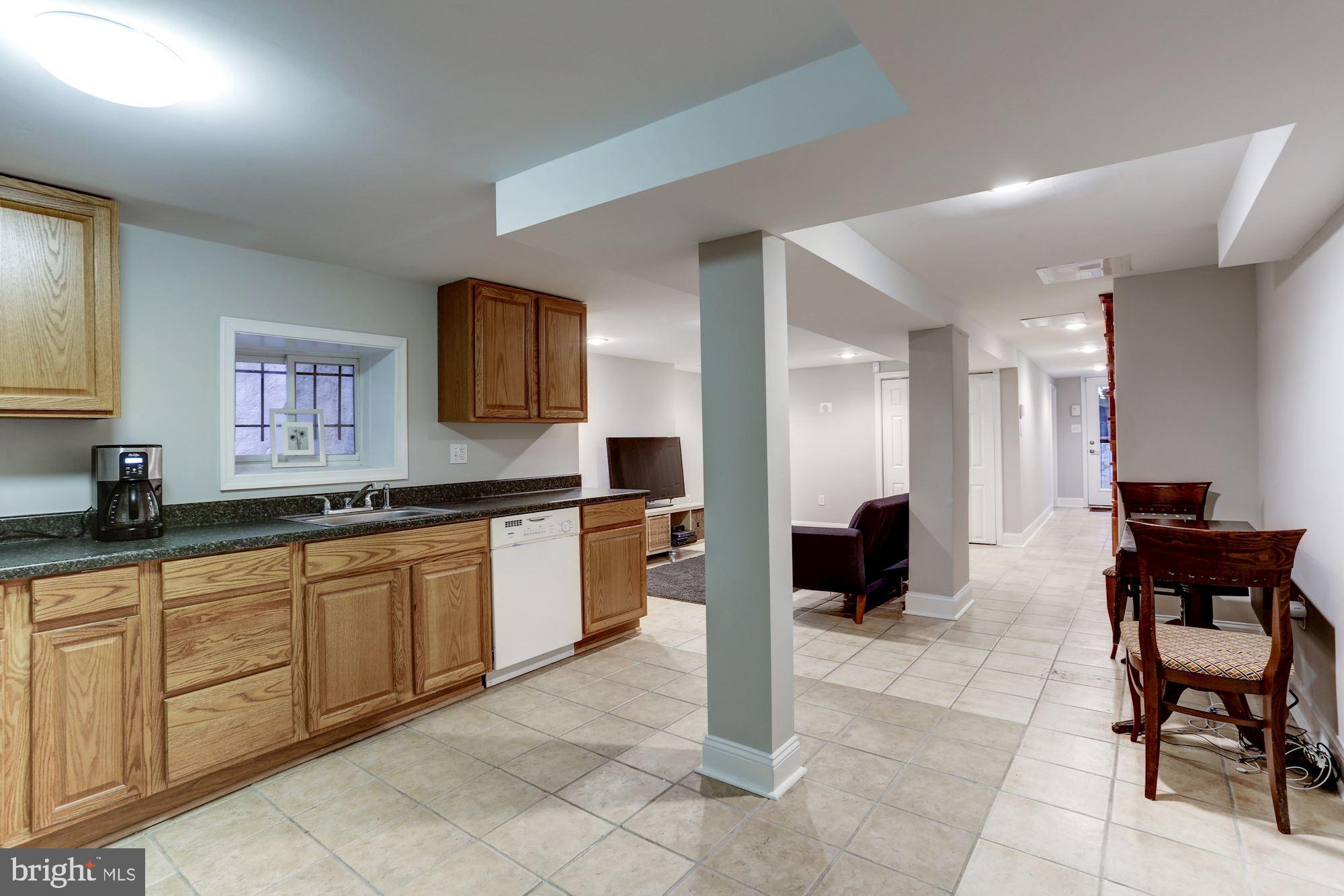 809 7th Street Northeast Washington, DC 20002 - Photo 28 of 33