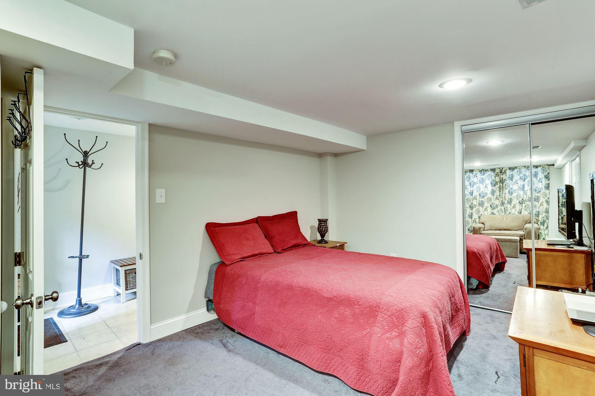 809 7th Street Northeast Washington, DC 20002 - Photo 29 of 33