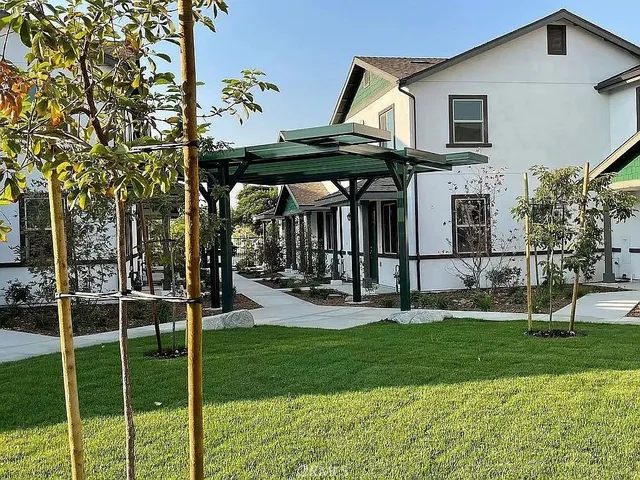 $447,999 | 24744 5th, San Bernardino, CA 92410