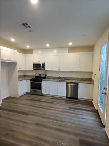 $447,999 | 24744 5th, San Bernardino, CA 92410