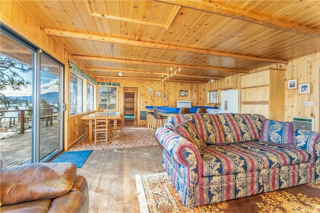 11990 South Lakeshore Road Chelan, WA 98816 - Photo 9 of 37 Gallery Image 9