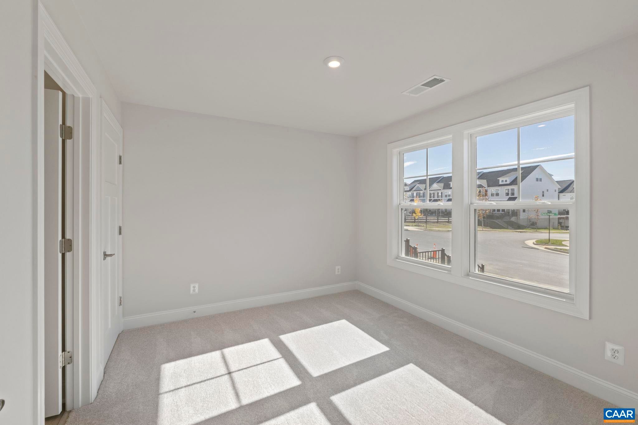 736 Park Ridge Drive Charlottesville, VA 22902 - Photo 6 of 41 Gallery Image 6