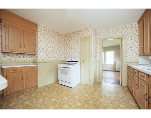 24 Banks Road Swampscott, MA 01907 - Photo 9 of 17 Gallery Image 9